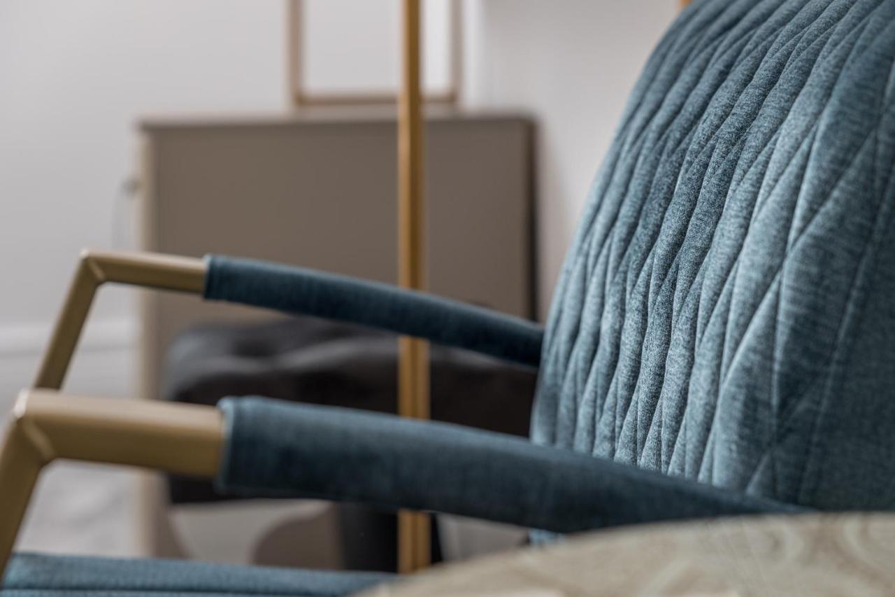 Hotel Vila Central Boutique Сату Маре Екстериор снимка