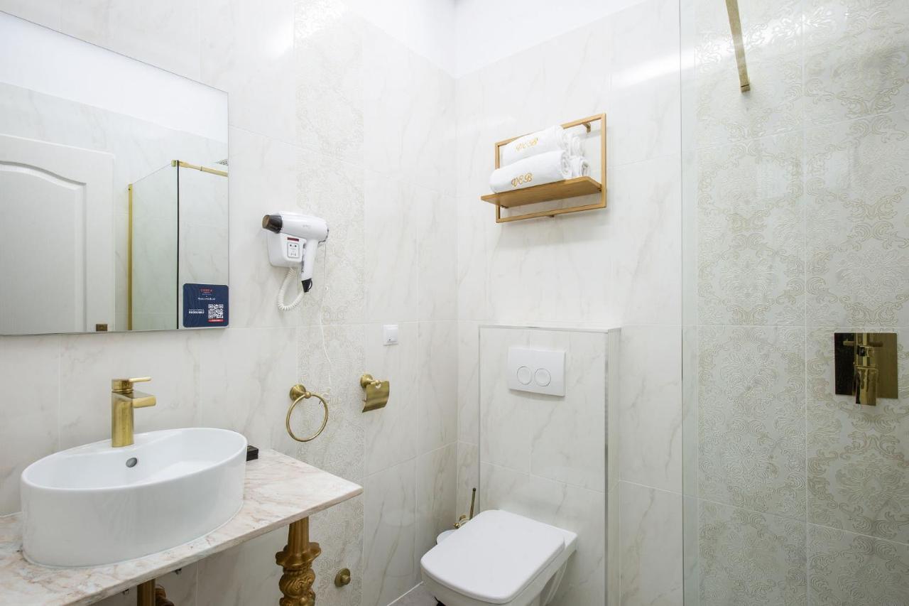Hotel Vila Central Boutique Сату Маре Екстериор снимка